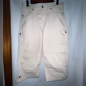 EUC Women's Lee Size 12 Utility Capris